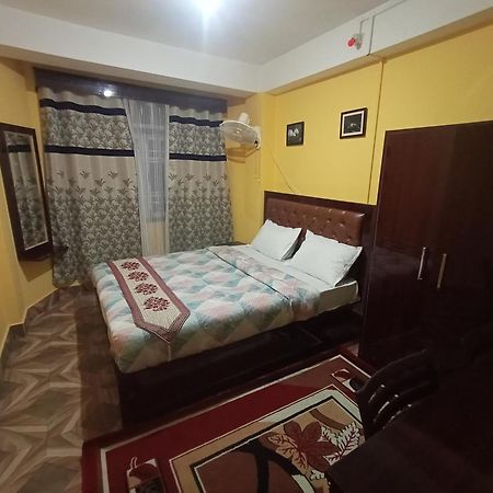 Hotel Parichit Namchi Екстер'єр фото