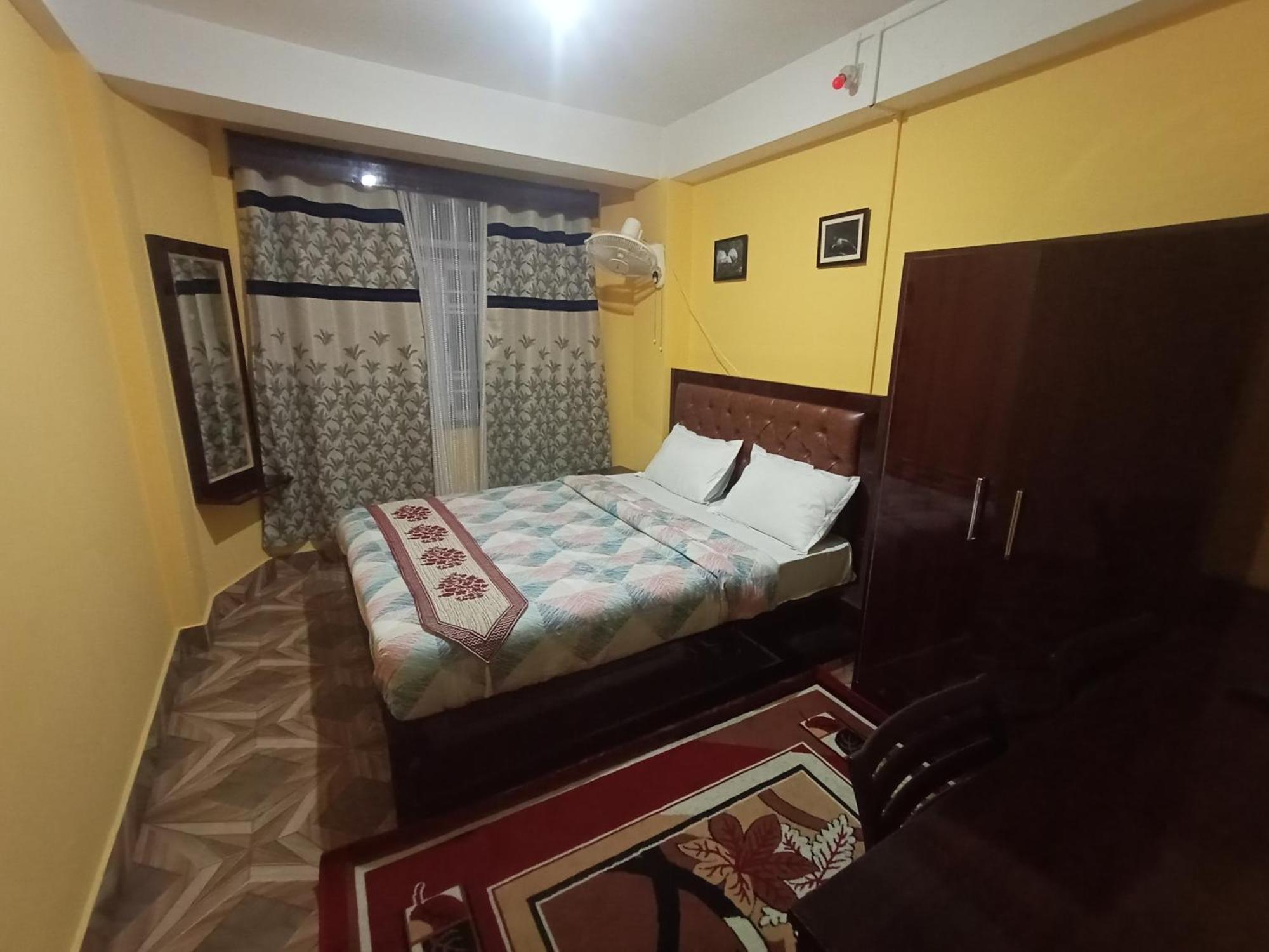 Hotel Parichit Namchi Екстер'єр фото
