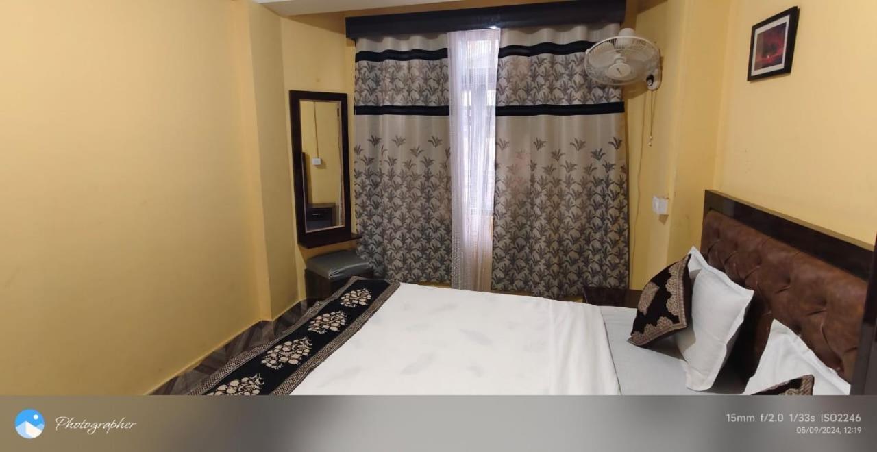 Hotel Parichit Namchi Екстер'єр фото